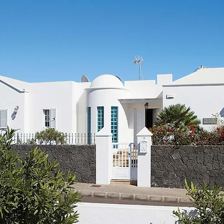 Villa Puerto Del Carmen Sleeps 8 Air Con Wifi Puerto del Carmen (Lanzarote)