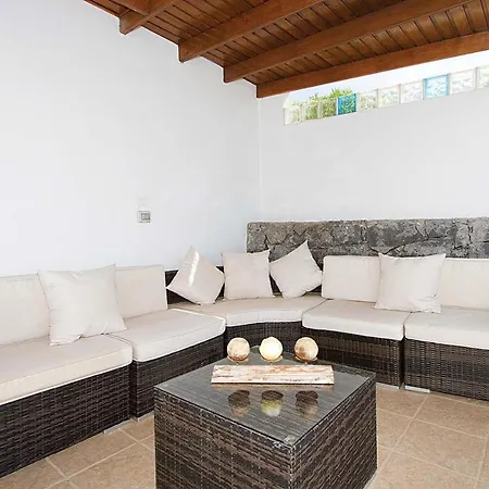 Villa Puerto Del Carmen Sleeps 8 Air Con Wifi Puerto del Carmen (Lanzarote)